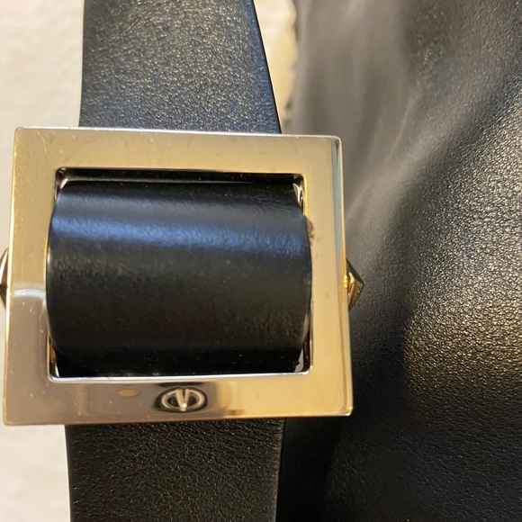 ❌SOLD❌Valentino Garavani Rockstud Black Leather - Picture 6 of 8